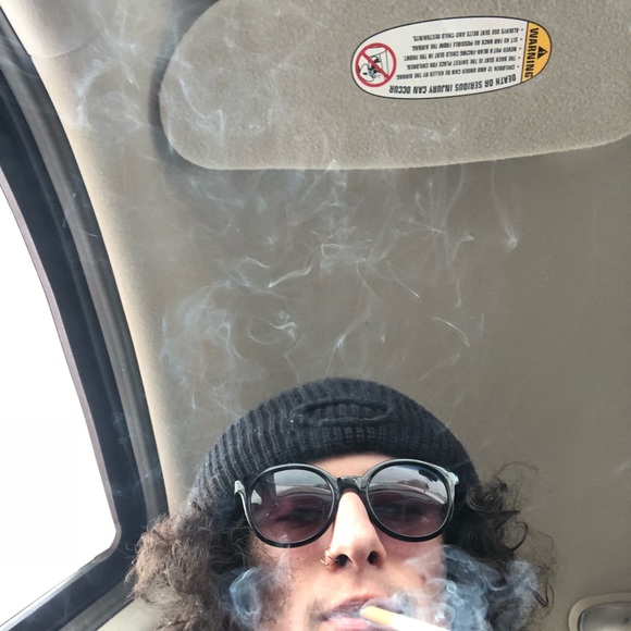 Meet your Posher, Mark - Picture 1 of 1